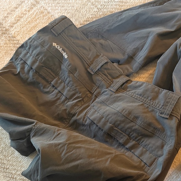 Columbia Men's Charcoal Chinos - Picture 4 of 4